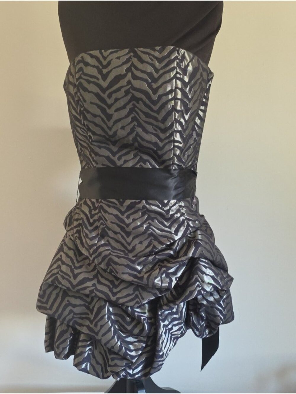 JESSICA MCCLINTOCK | Black Silver Rouched Strapless Mini Dress Size 2